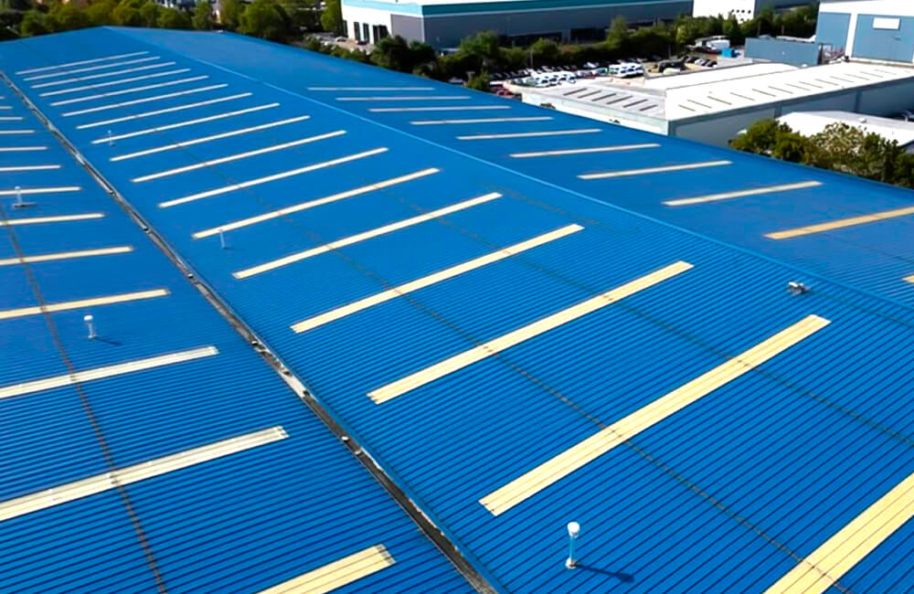 errores-comunes-al-elegir-coberturasmmetalicas-para-techos_grupo-colper-0000